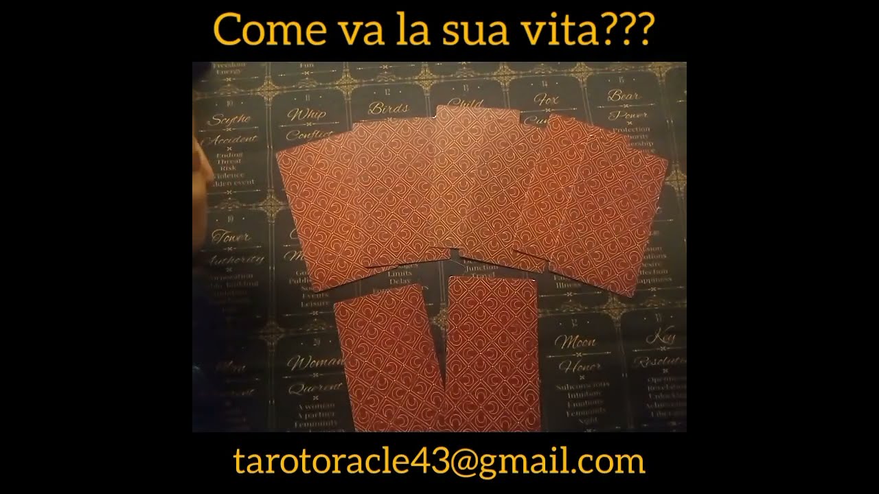Cosa sta succedendo nella sua vita? #tarotoracle #tarocchi