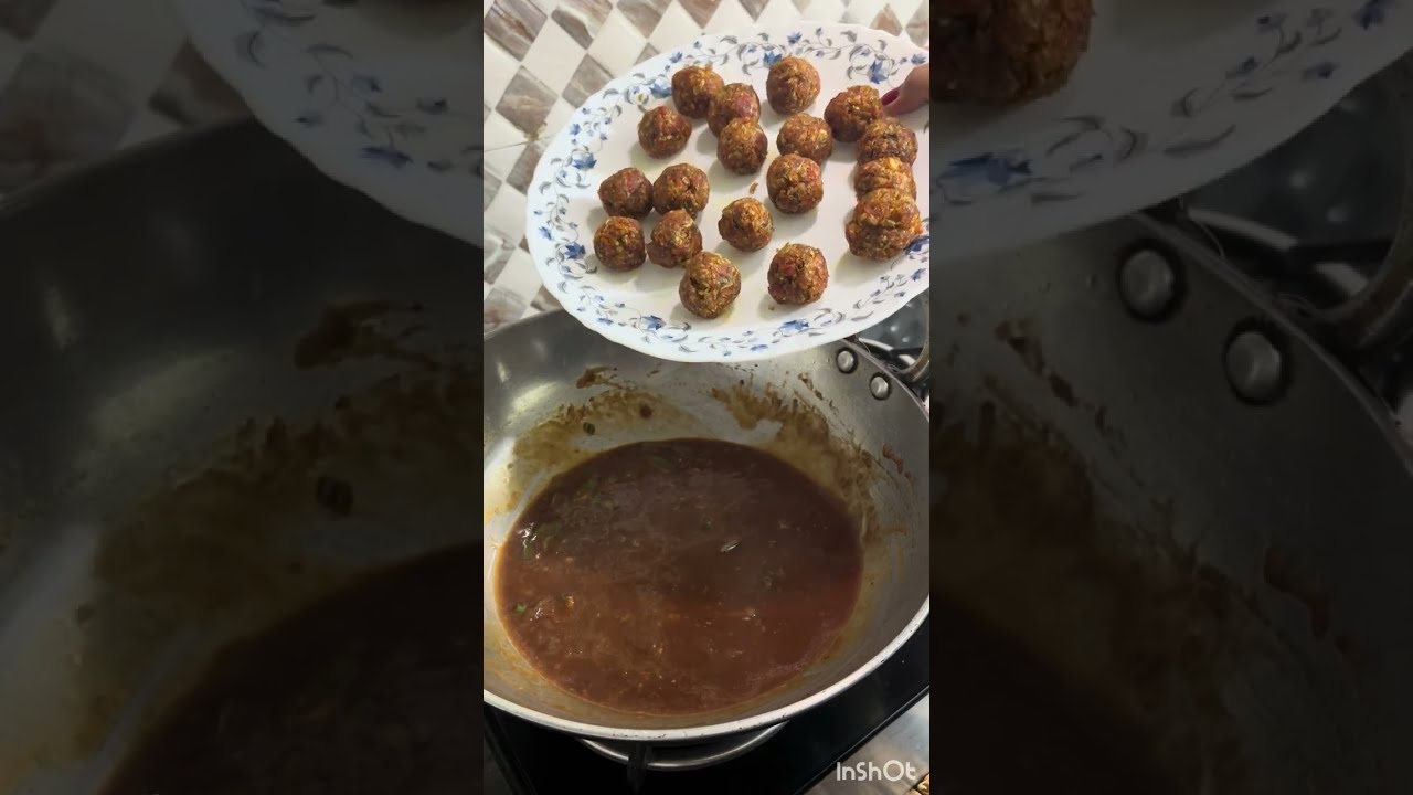 Vej Manchurian Recipe #Vej manchurian Gravy #foodie by Shritu #recipe # manchurian 