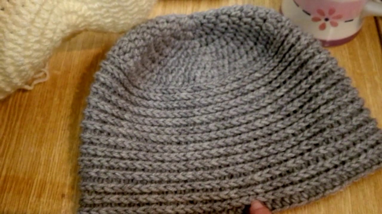 Crochet Men's Hat Vertical Braids