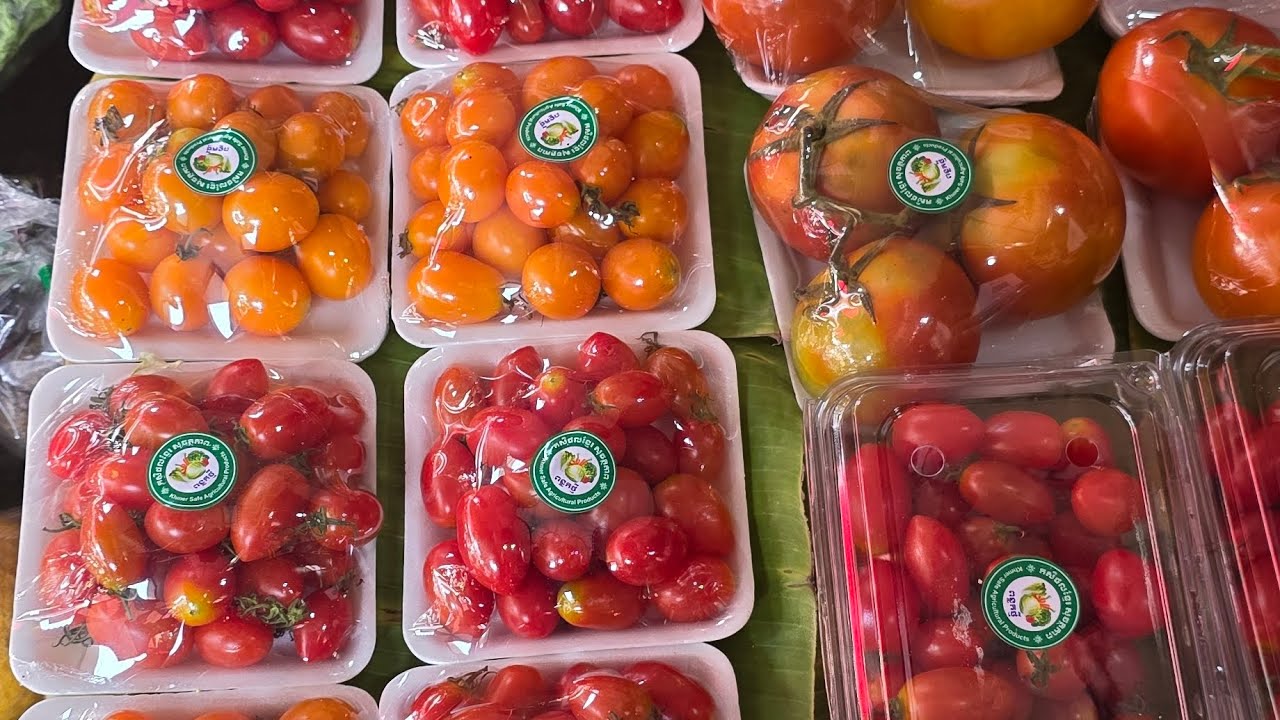 ដើរទិញម្ហូបសែនចូលឆ្នំាចិន15-2-26#cambodia #food #khmer #matke 