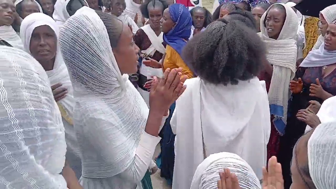 ፍሉይ ኣከባብራ በዓል መስቀል 2017 ዓ.ም ኣብ ራያ ኩኩፍቶ (@RayaTV-21 )