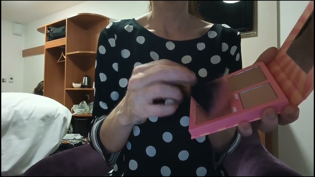 Asmr Doing Your Makeup Relaxing Tingles Insomnia Relief 😴