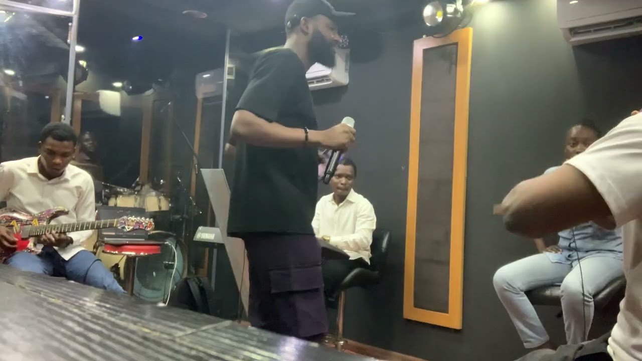 Rehearsal session with best praise arrangements 