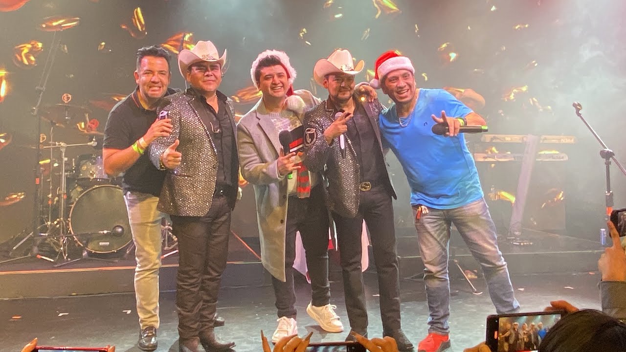 El Trono De México - Se Fue (En Vivo Lunario)