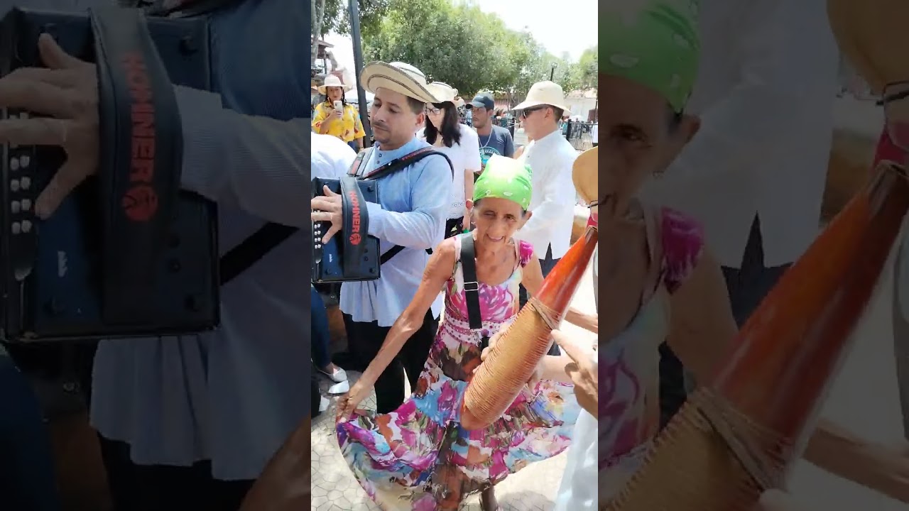 festival en Guararé, interpreta Ramoncito Saldaña, autor Dorindo Cárdenas