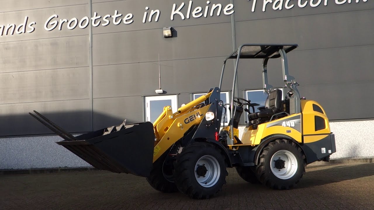 Gehl AL440 4wd HST / 00083 Draaiuren / Bak + Palletvorken