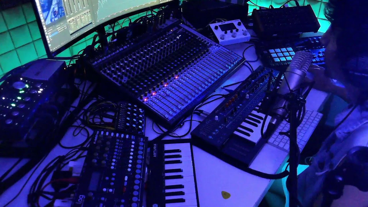 🔴 Live Now | Analog Journey &ndash; No DAW, No Presets, Just the Universe Flowing
