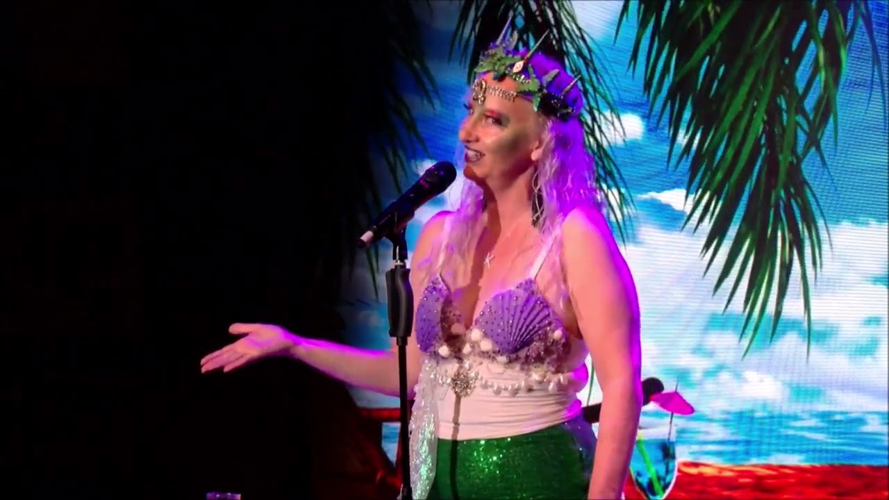 Shirley Knot the Siren - opening of show (Debbie Bridge)