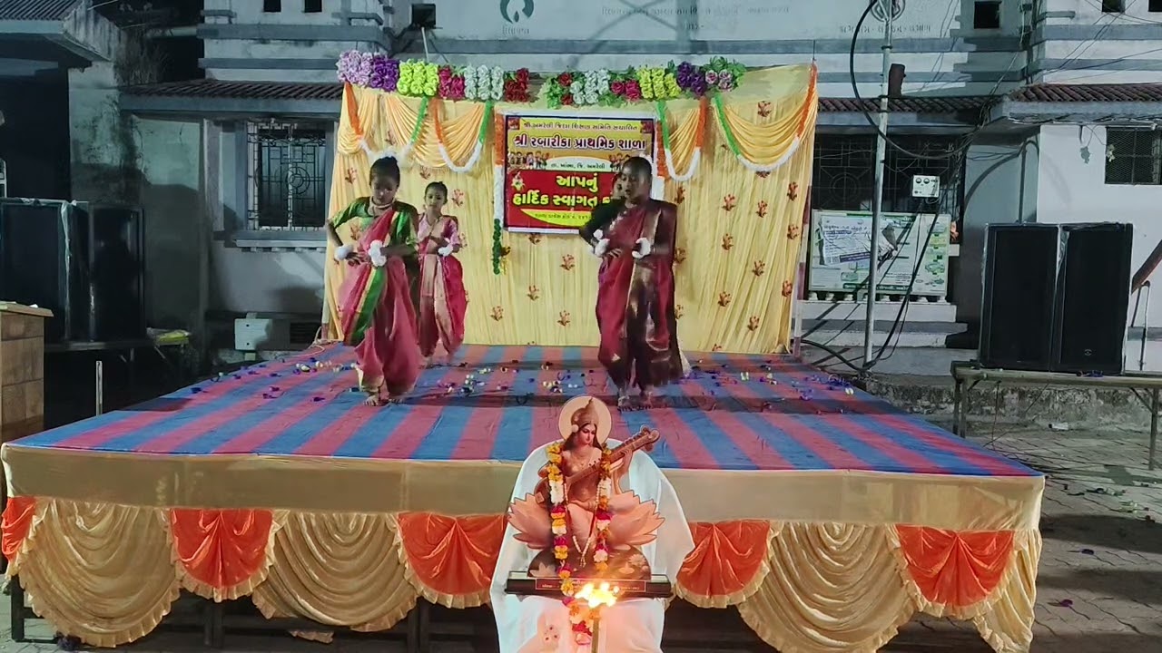 Prathana song har taraf hai performance