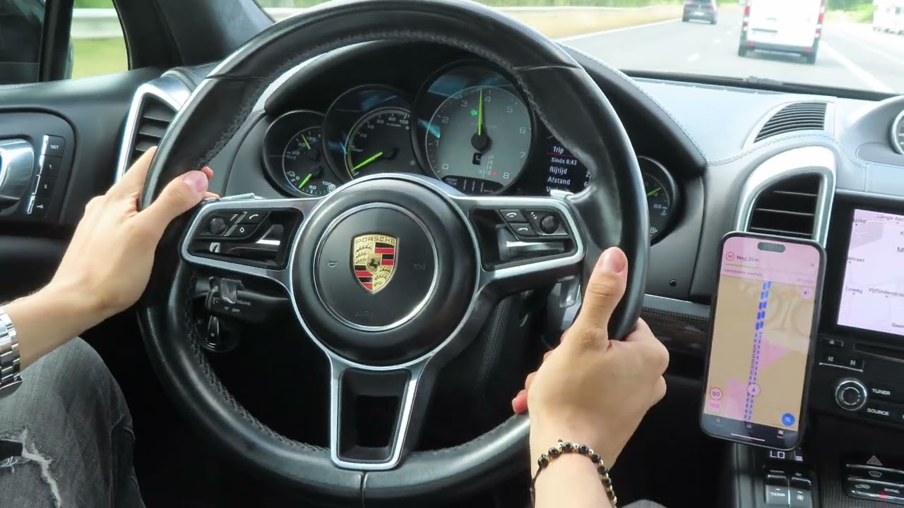 Porsche Cayenne S E-Hybrid Drive *416HP*