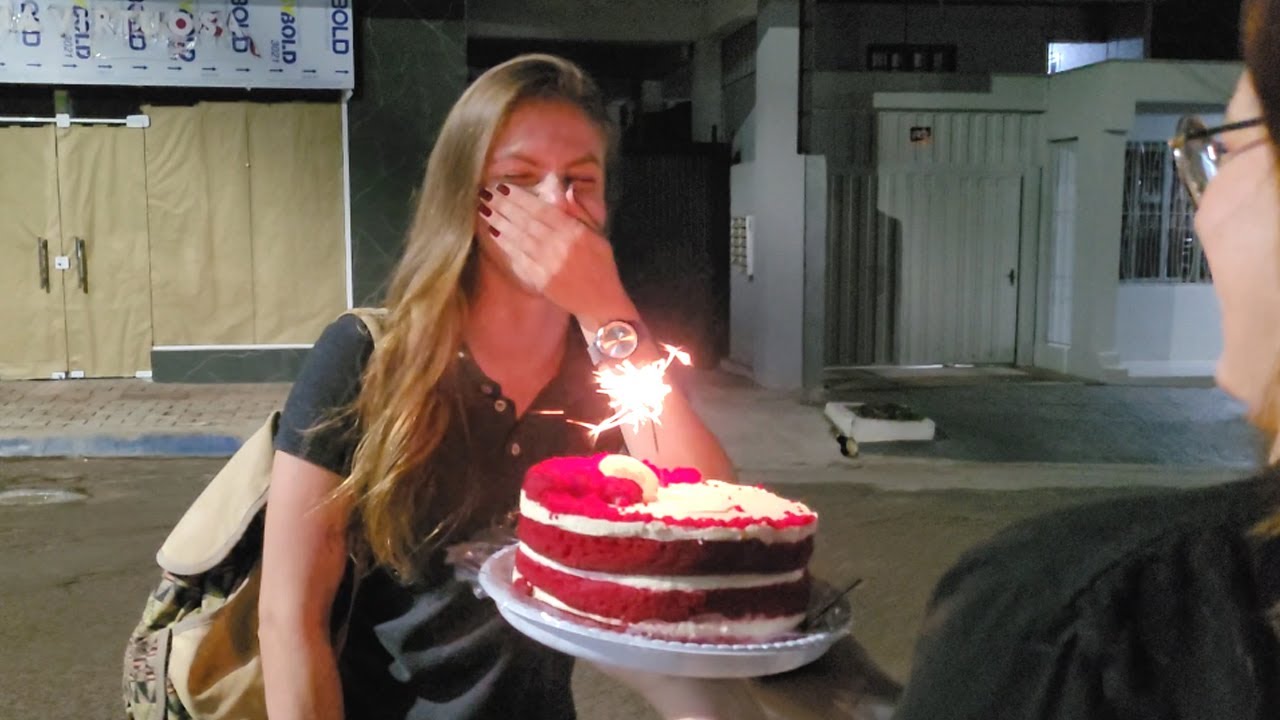 브라질 동생 퇴근길에 깜짝 생일 축하해주기