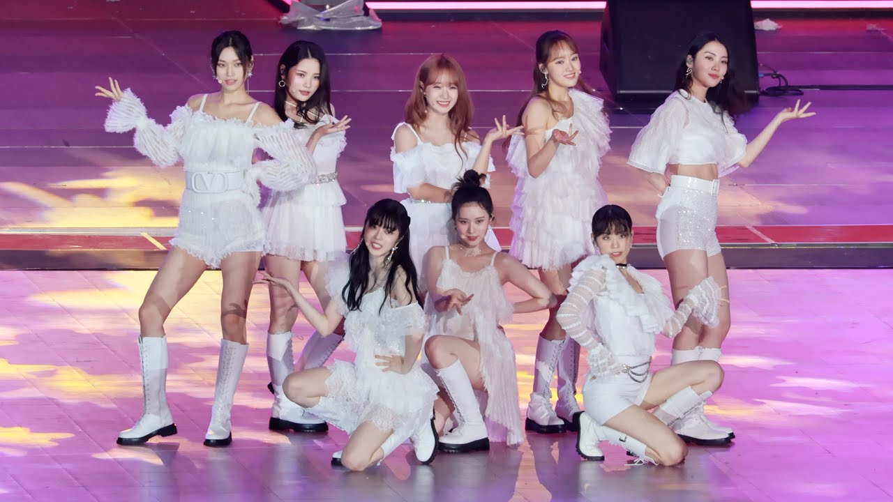 위키미키 (Weki Meki) Siesta | 서울페스타 개막식 4K 직캠 220810 락뮤직