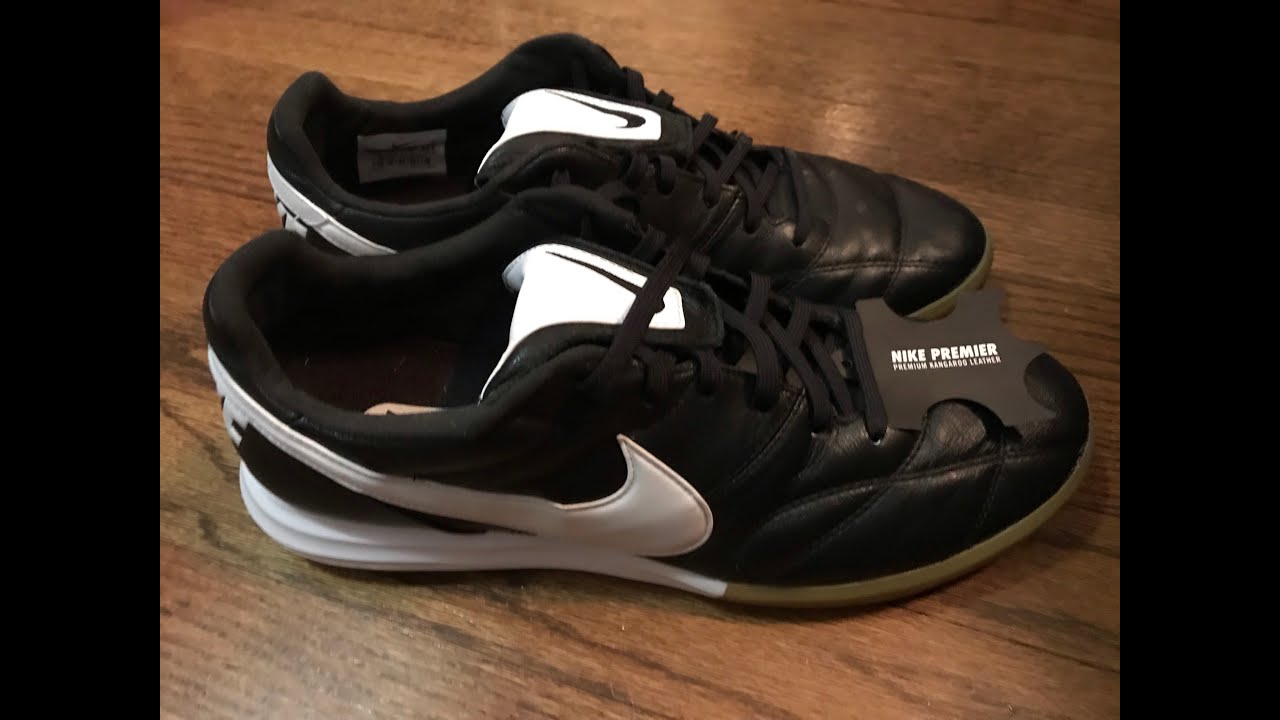 Nike Premier II IC Review