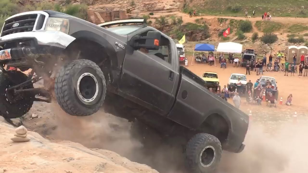 FAIL vs. AWESOME I Ford Superduty climbs Potato Salad Hill - EJS 2019