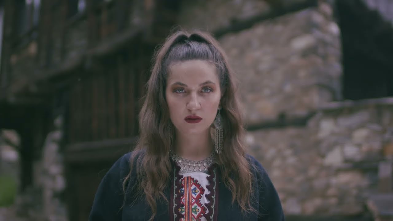 Йоана Лилова - Бре Иване/Гльодай ма, вакъл Иване | Yoana Lilova - Bre Ivane
