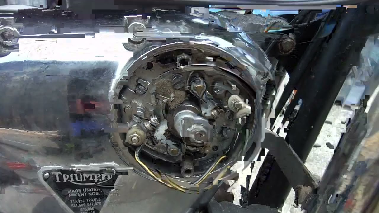 Triumph T140 ignition gremlins discussed and sorted.