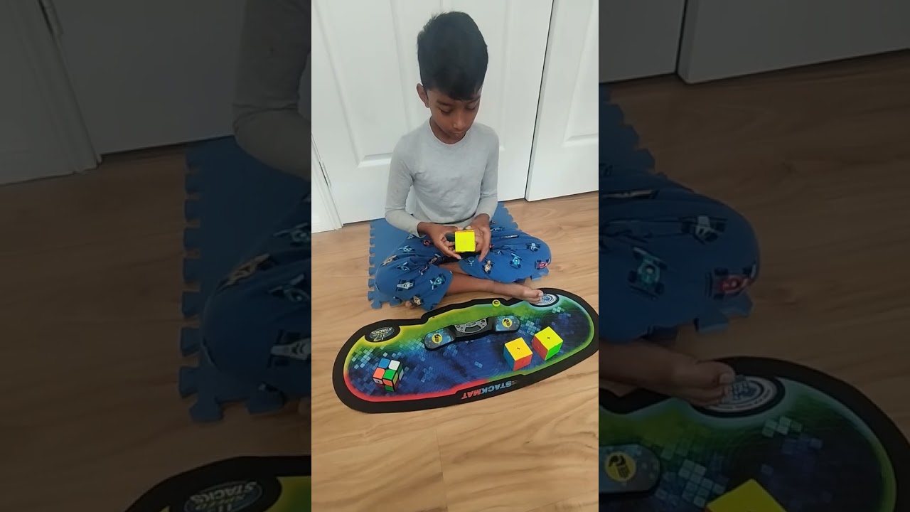 2*2 cube solving all 4 cubes of 2*2 in 1.45sec by Ojas Param