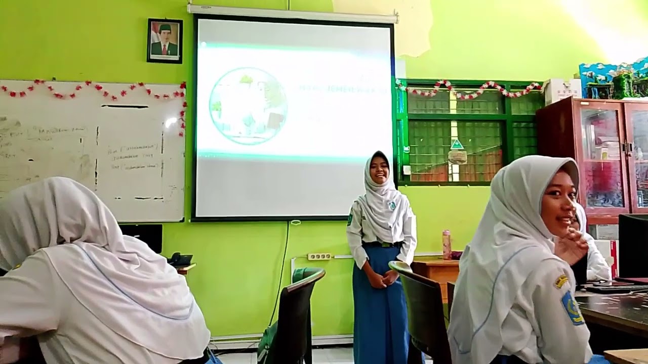 MANAJEMEN WAKTU DAN KEARSIPAN BAGI SEKRETARIS 
