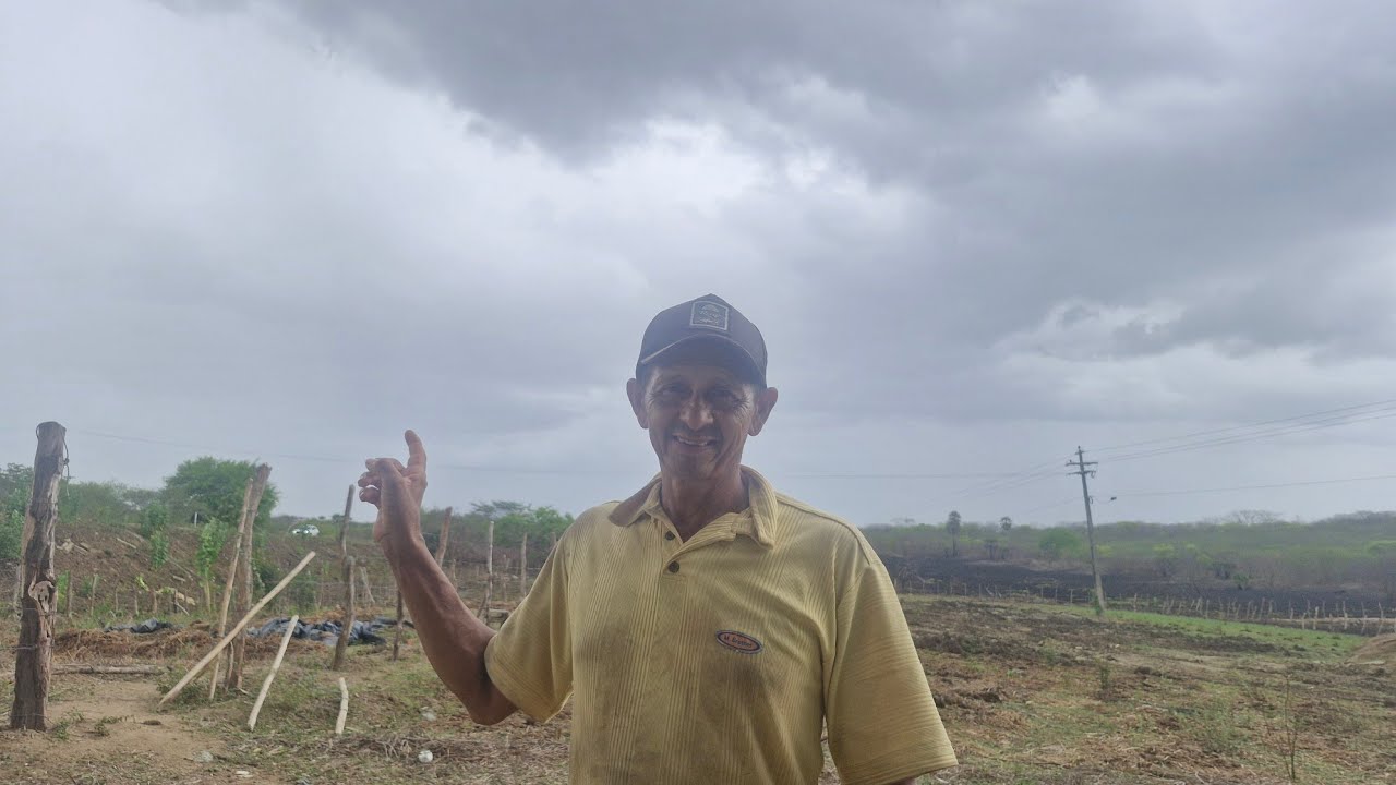 Olha, a chuva chegando.