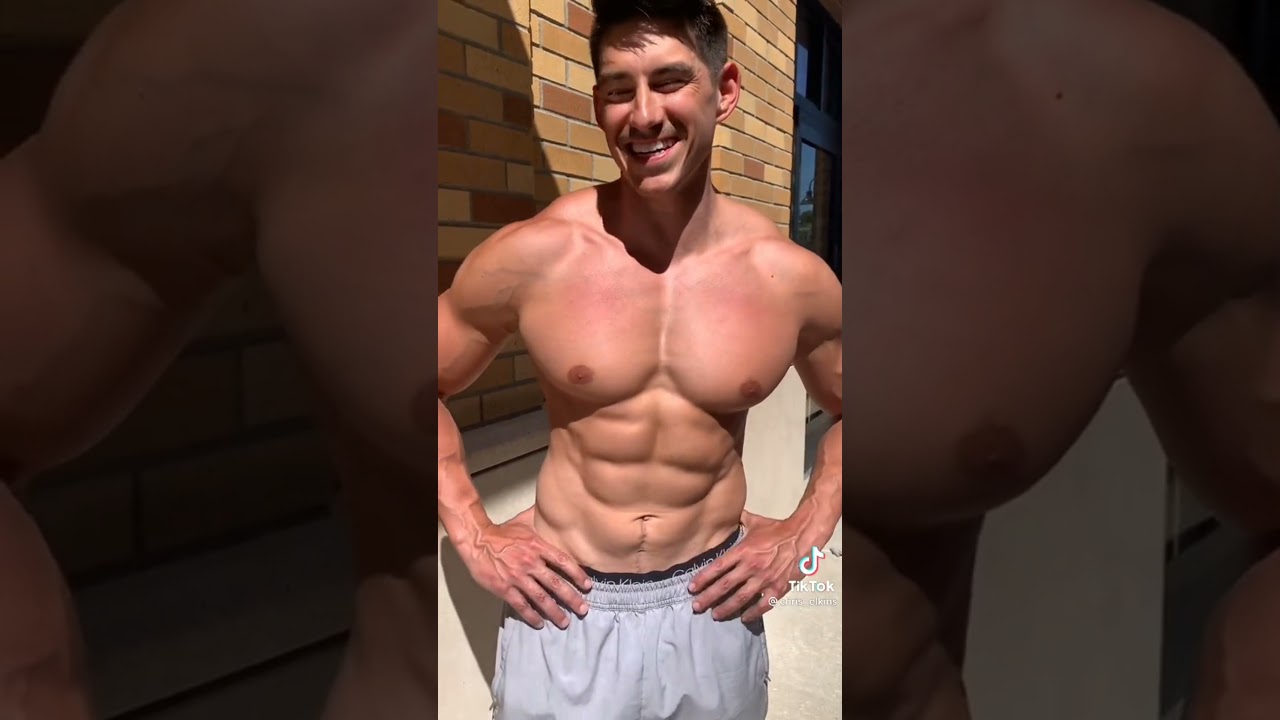 great bodybuilder with big pecs 💥