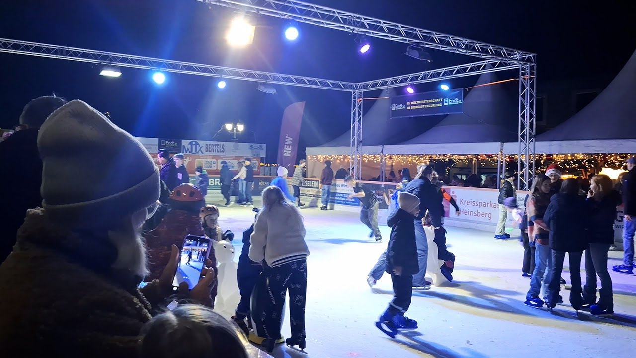 Advent zwischen Eisbahn und Engagement