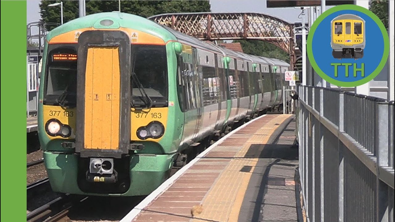 Trains at Bedhampton