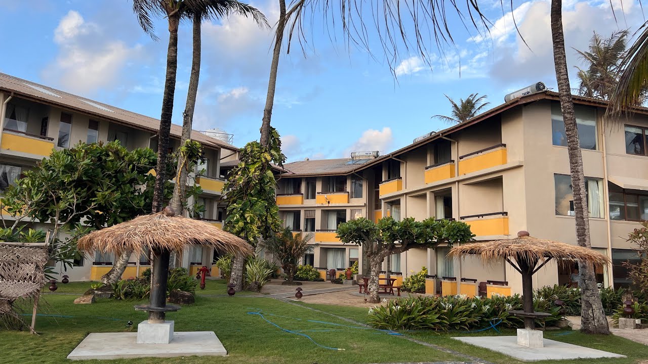 Insight Ahangama Hotel in Sri Lanka: Hotel Review ~ beachfront hotel overlooking the ocean 