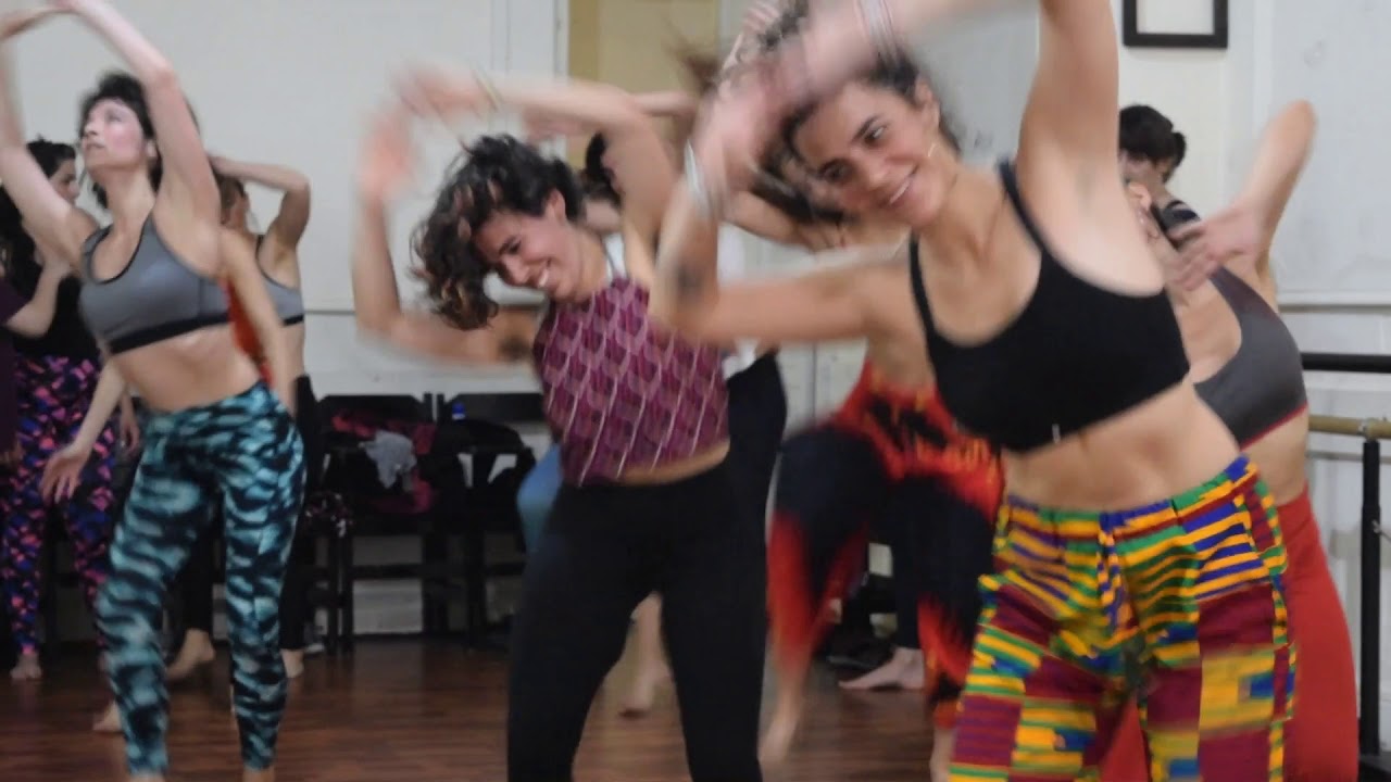 Danza Afro de Guinea. Poly Georgeff