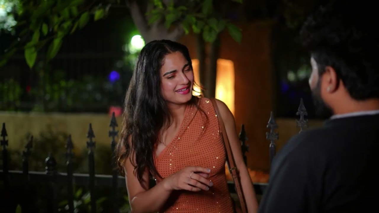 Ladki Or Cab Driver | Pyari Varsha