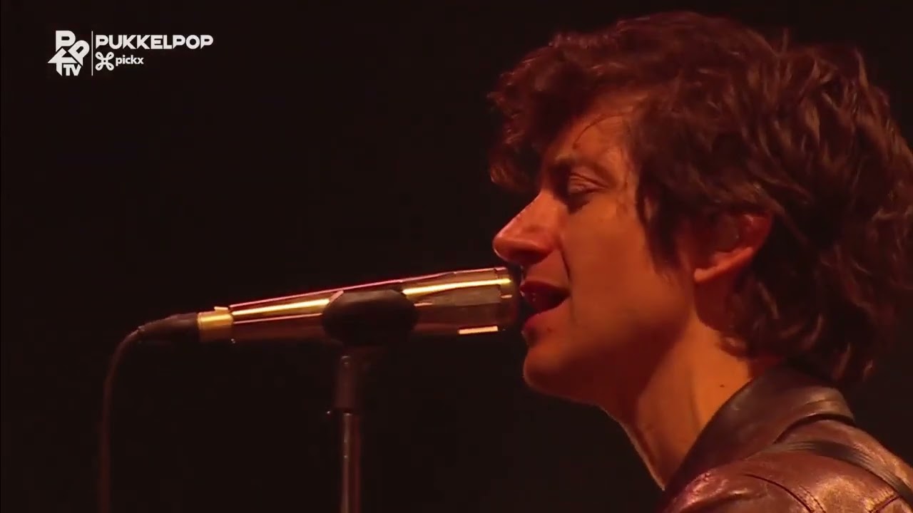 That's Where You're Wrong (Live) - Arctic Monkeys