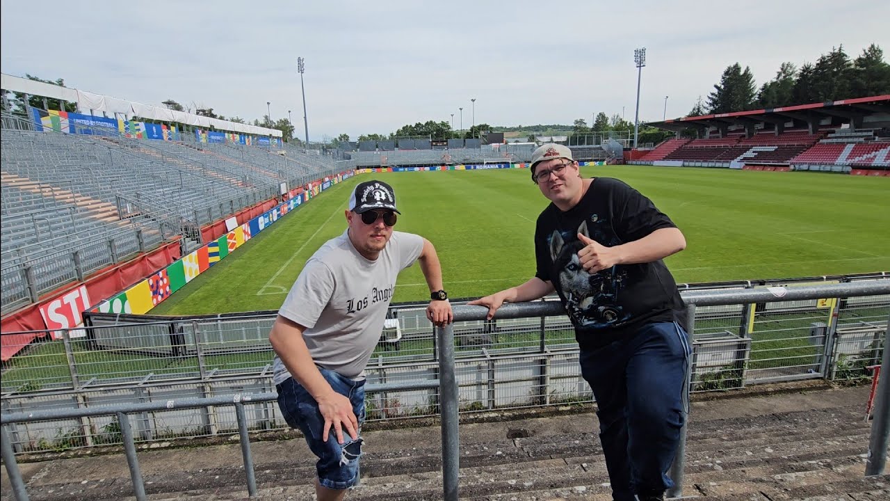 Rumänisches EM-Team zu Gast in Würzburg Hotel Melchior Park und Training im Kickers-Stadion