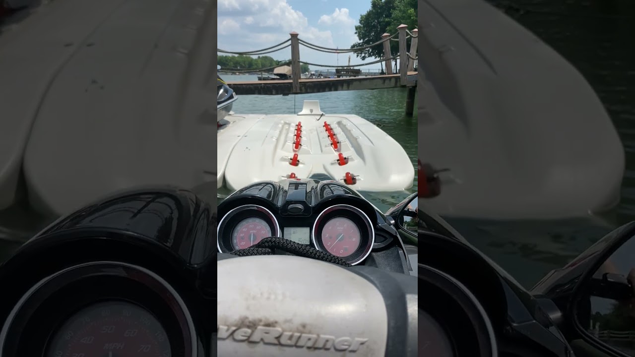 Docking onto a Connect-a-port XL6 PWC lift. Jet Ski Docking