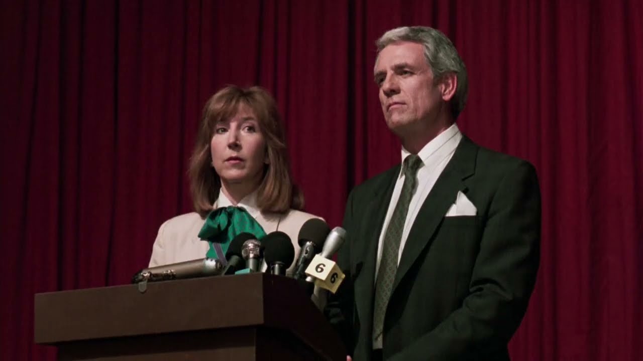 Agent Cooper confronts Bob - The Hidden (1987)