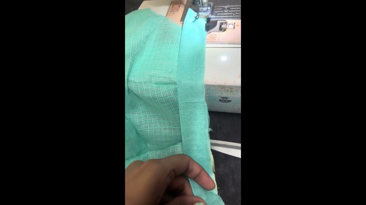 4 टक्स वाला सादा ब्लाउज (Simple Blouse) बिगिनर्स के लिए बहुत ही आसान तरीका l  बोट नेक कटिंग 