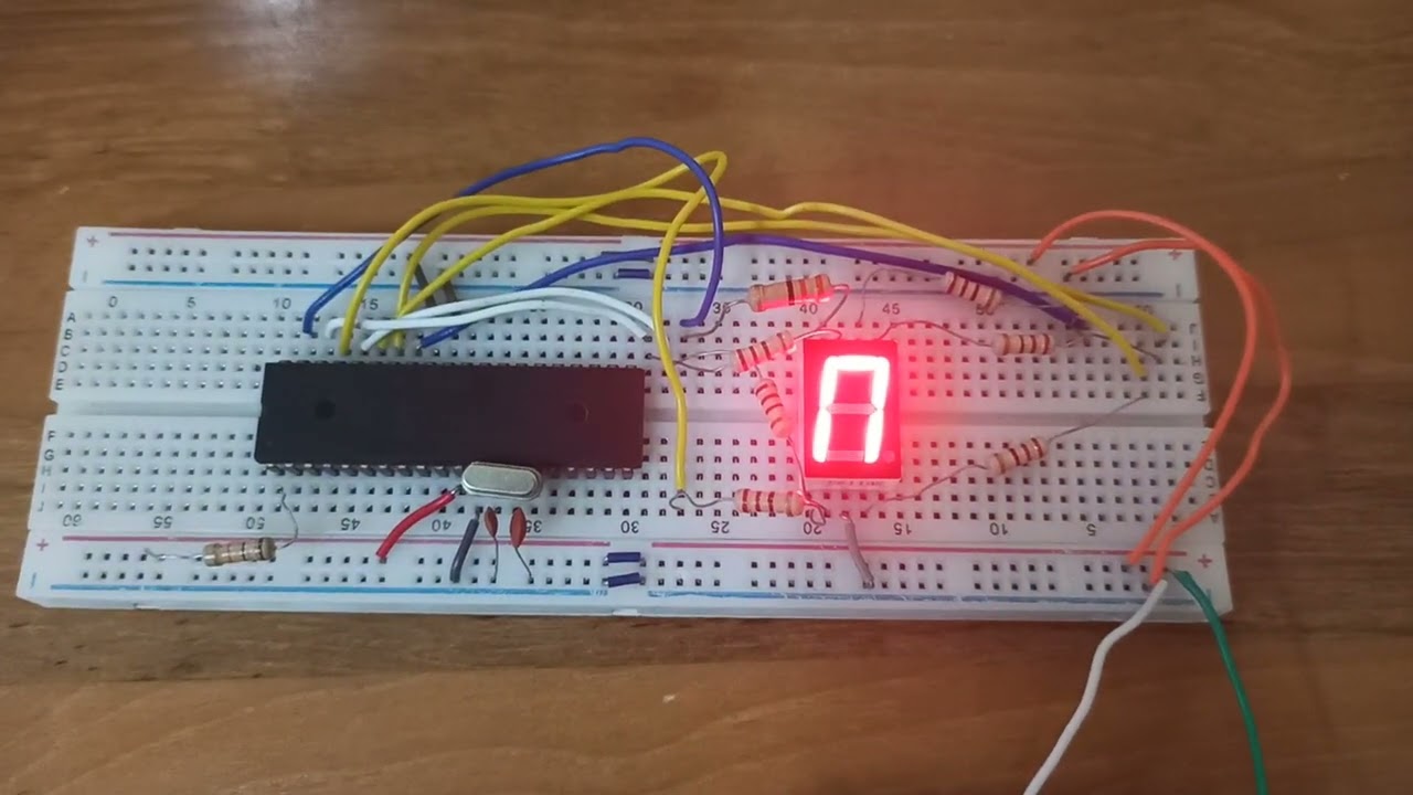 PIC16F887 + 7 Segment Display Demo - PIC Projects App
