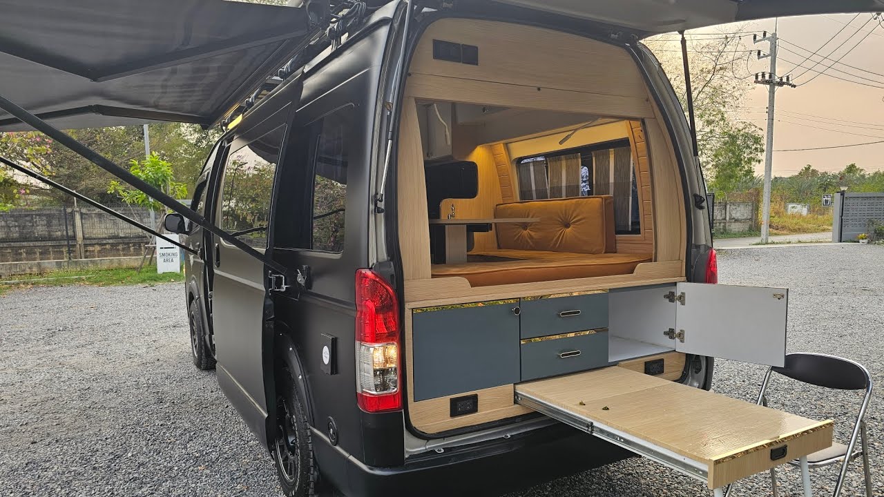#RBT362 รถตู้ ปี18 ดีเซล3.0 AT ภายในแต่ง Camper van เต็มระบบพร้อมนอนนาห้องน้ำ_แอร์DC_แบต800AH  หรูๆ