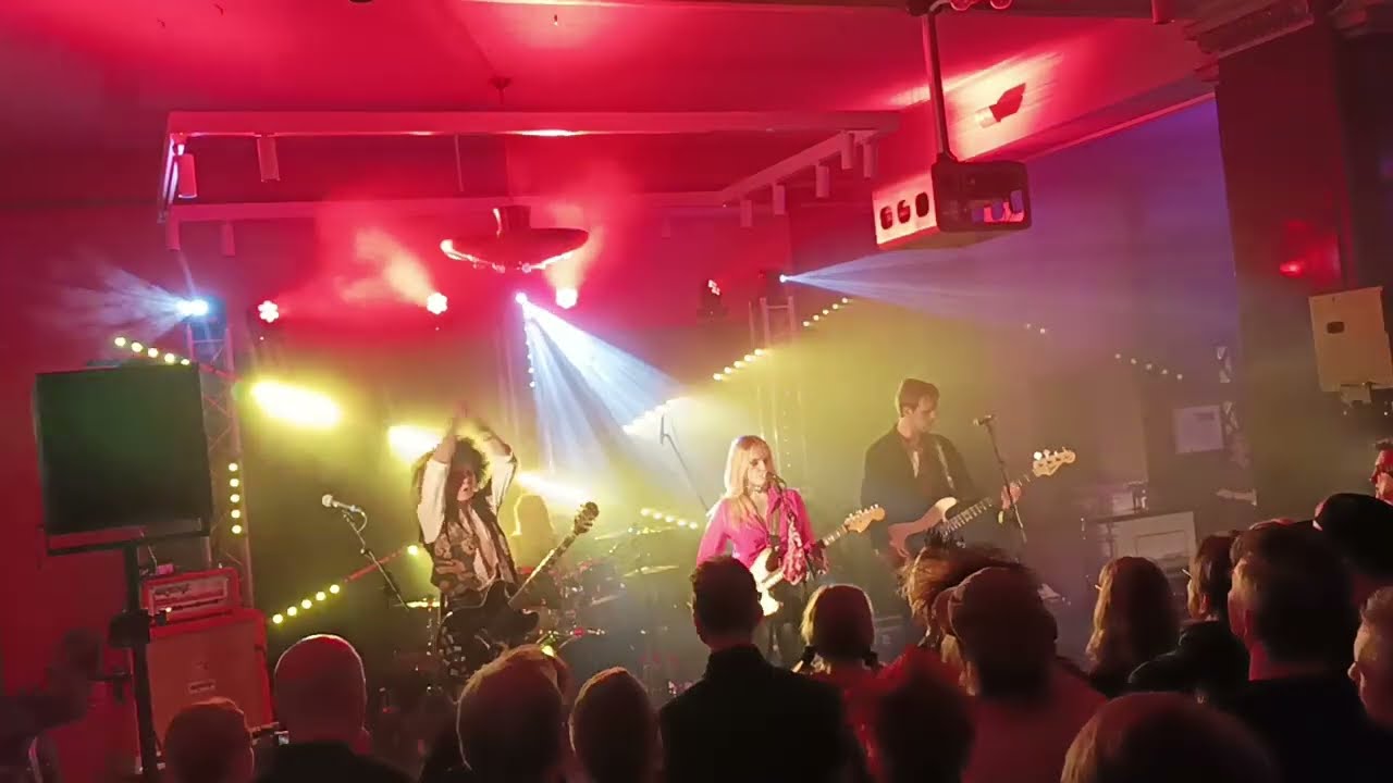 Likaiset Pikkarit - Vie meidät täältä pois - Pääsiäispunk, Paasiravintola, Helsinki 17.4.2025