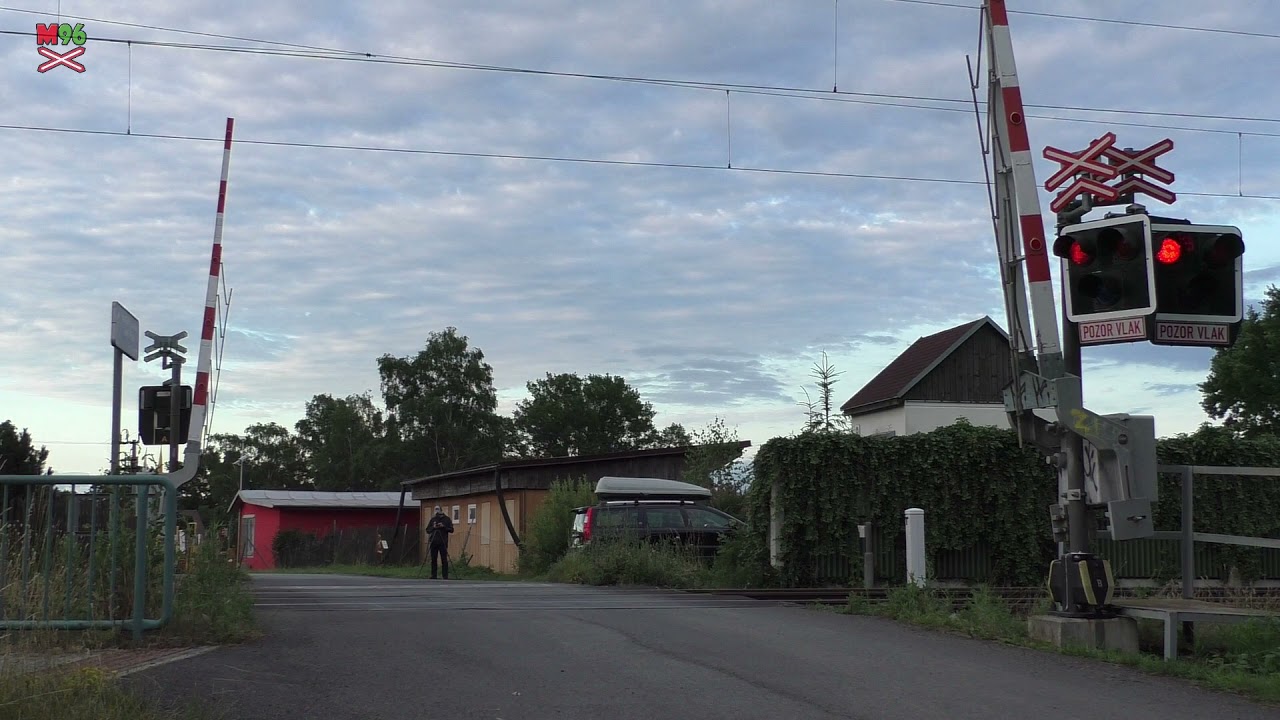 Železniční přejezd Cheb-Všeboř [P308] - 7.7.2021 / Czech railroad crossing