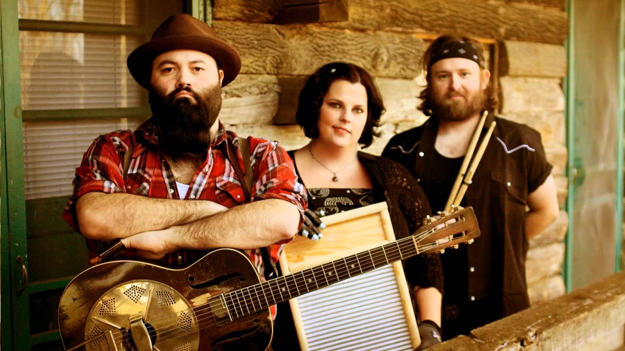 Reverend Peyton's Big Damn Band - That Train Song (studio HD)