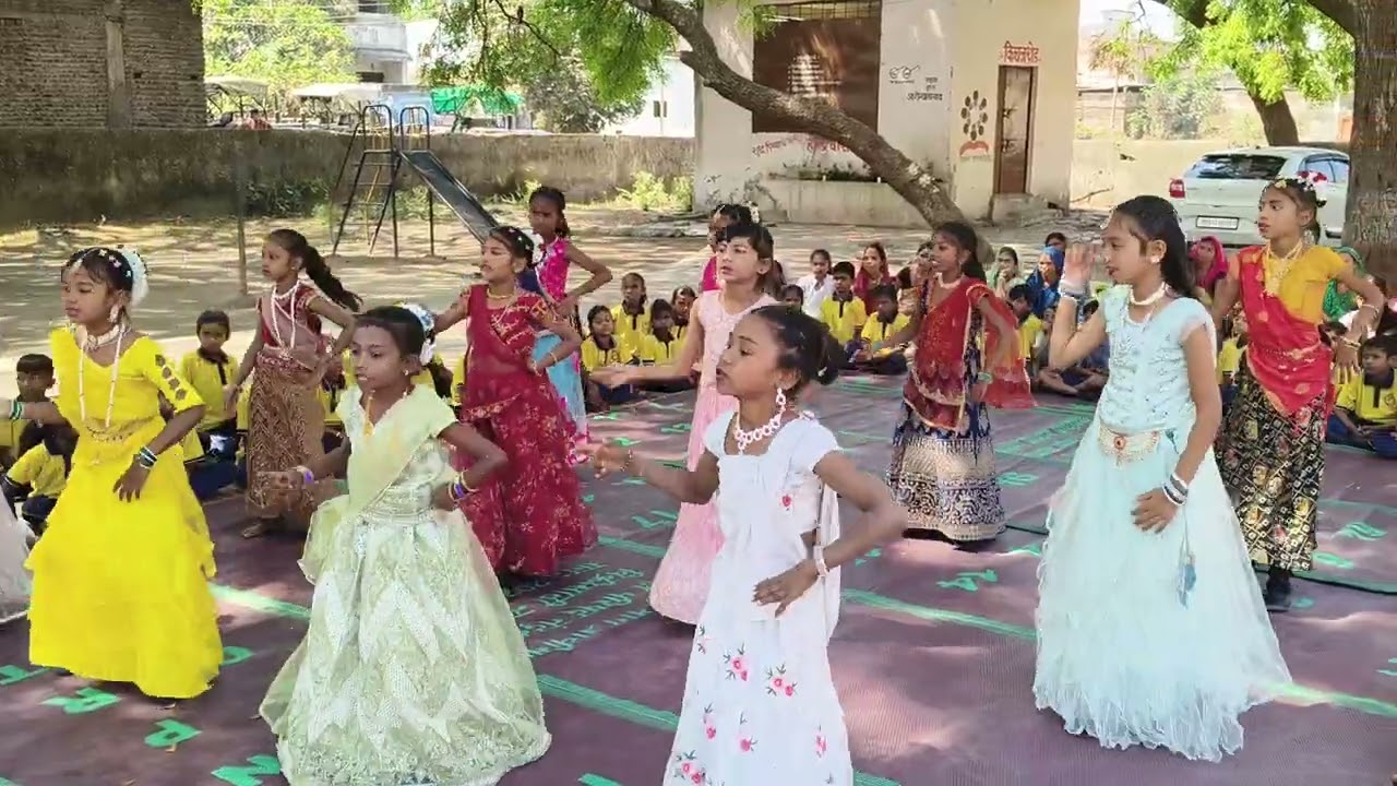 जागतिक महिला दिनानिमित्त सांस्कृतिक कार्यक्रम जिल्हा परिषद केंद्र शाळा परिवर्धे 