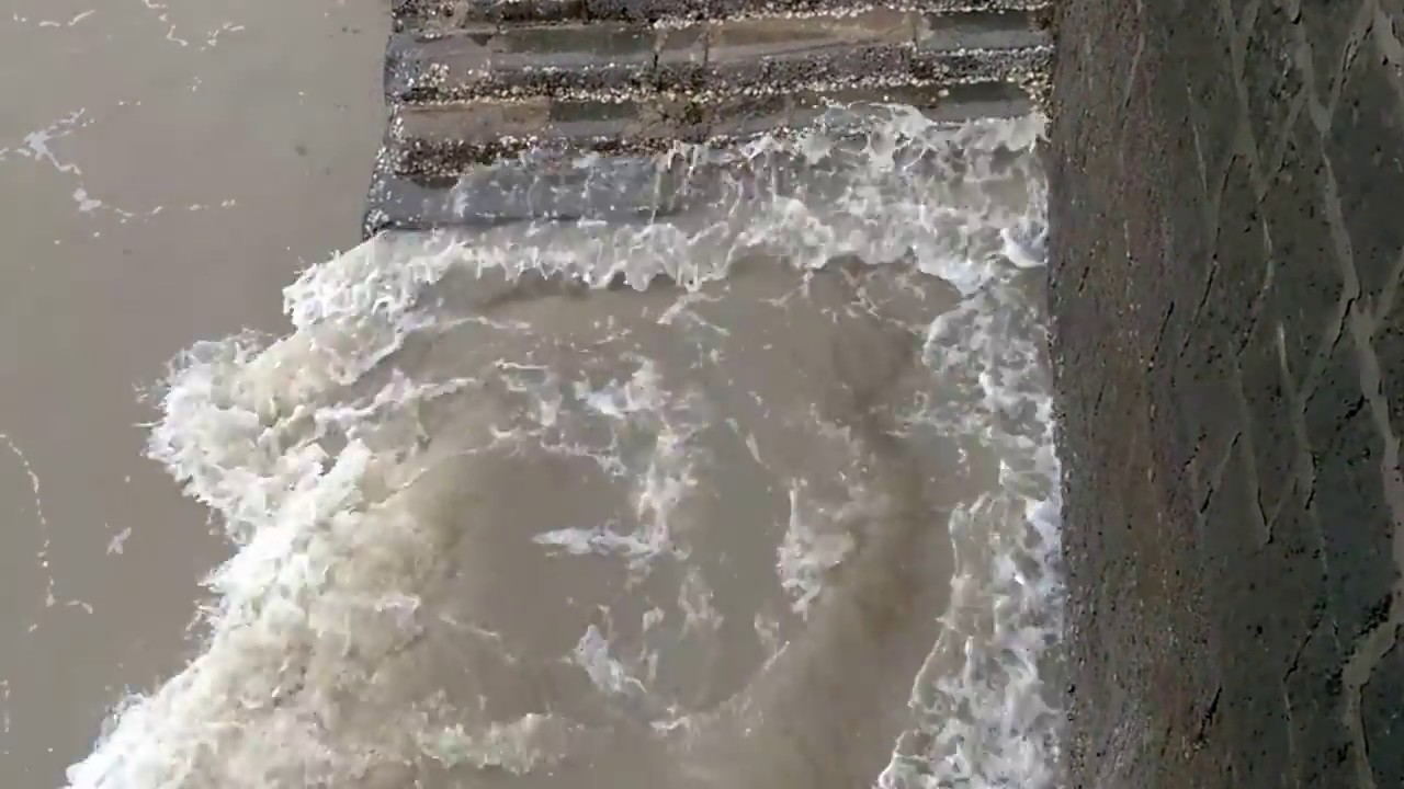 Arabian sea waves near Gateway of India, Taj Hotel, Mumbai