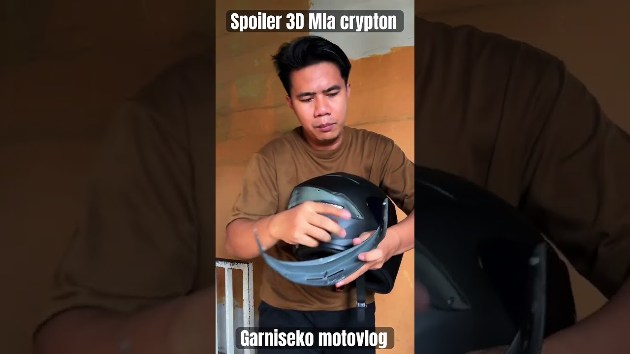Pasang spoiler 3D di helm Mla crypton #helm #helmet #helmmurah