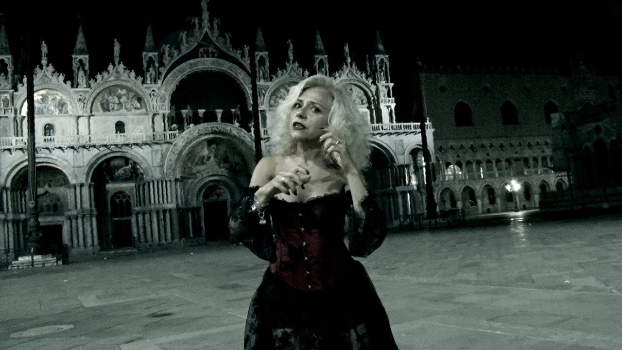 LAURA FAEDDA - STRINGIMI ANCORA