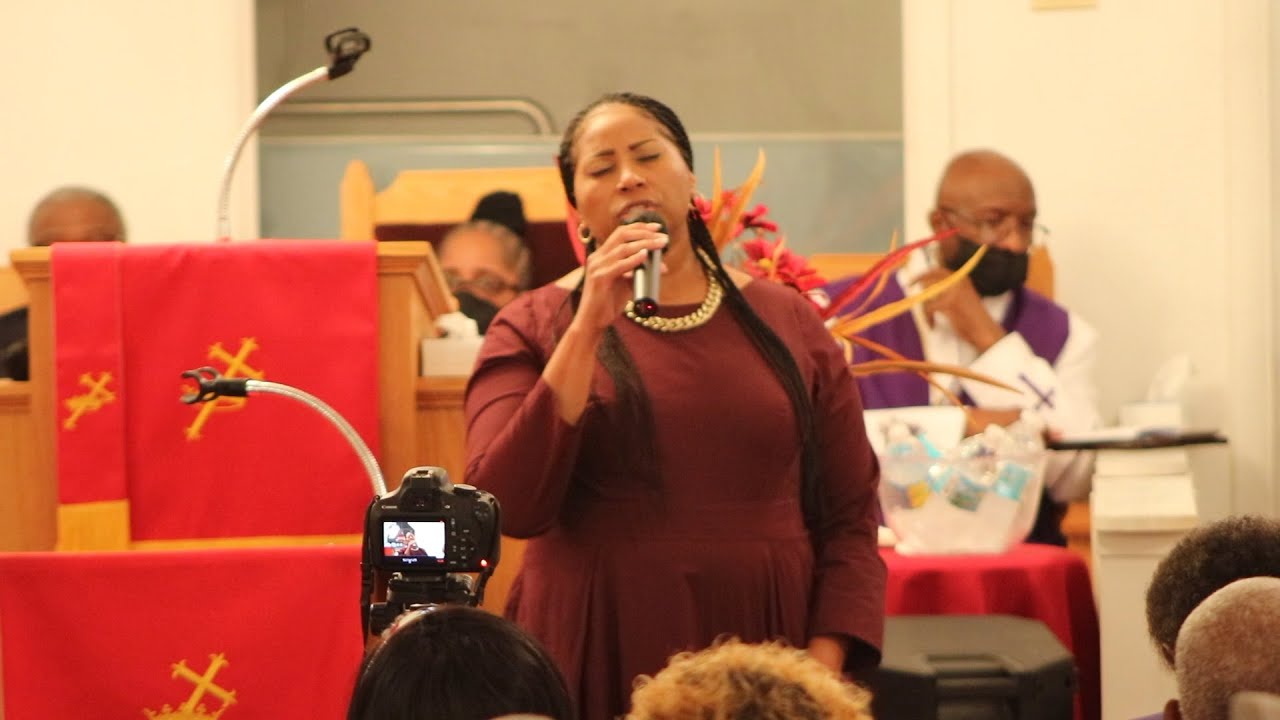 Rhonda Everett Brown Safe In His Arms (feat WWLTC Choir)