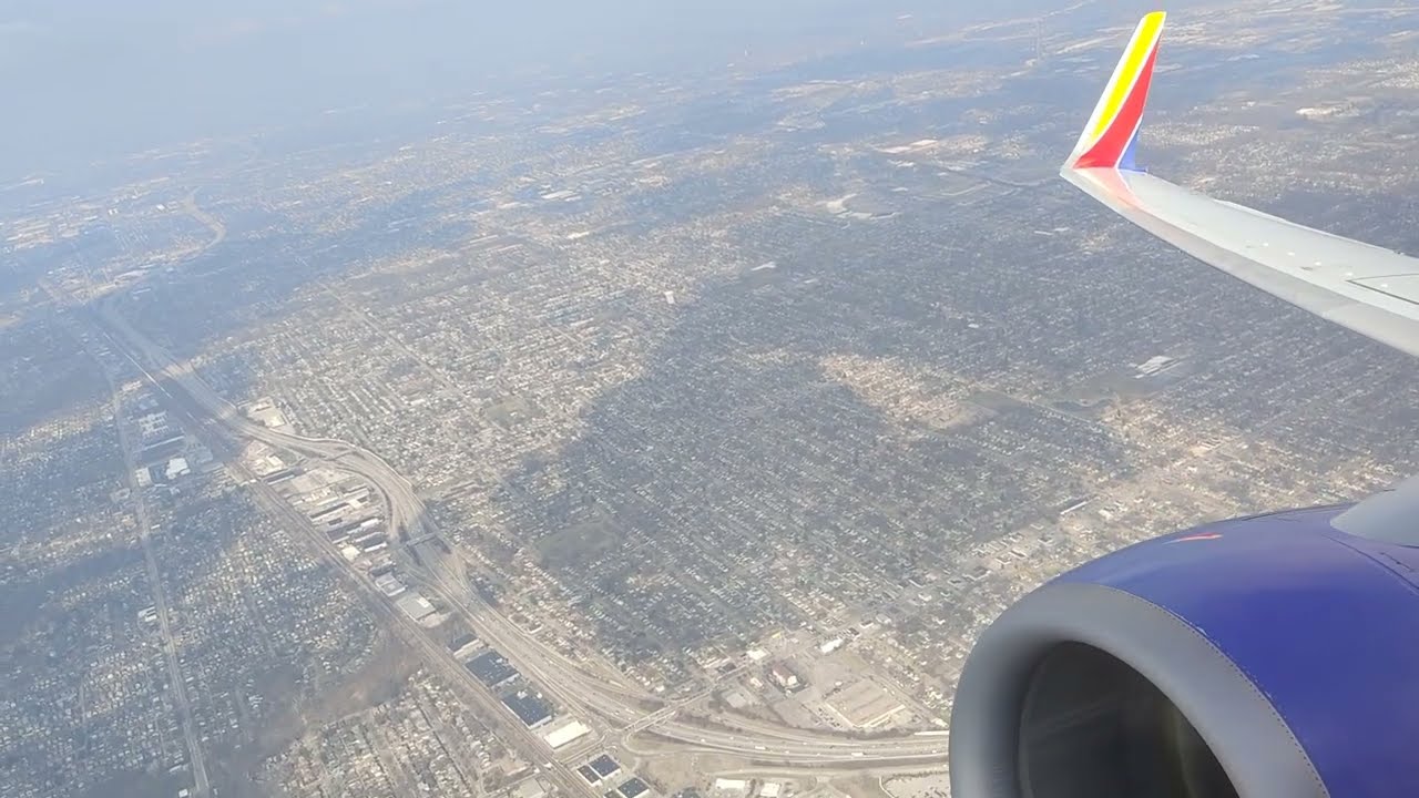 Southwest Boeing 737-700 LOUD BUZZSAW Takeoff from Columbus / CMH
