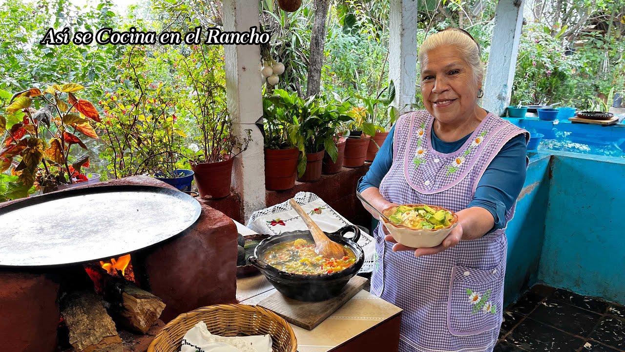 Con Este Frío No Hay Nada Mejor que una Sopita de Elote 🌽 Seguro No la Has Probado Así