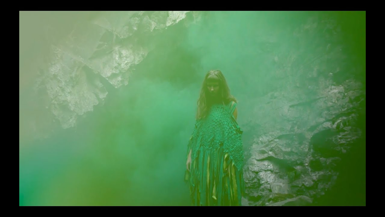 Synne Sanden - IMITATION (Official video)