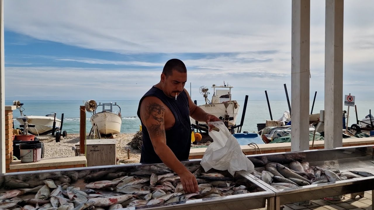 Fossacesia: via libera alla vendita di pesce in piazzetta