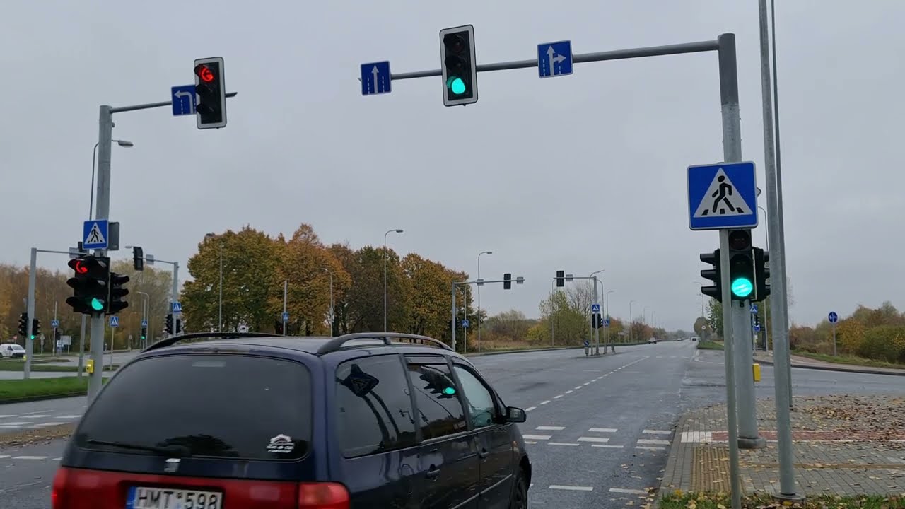 Klaipėda, Minijos - Senosios smiltelės šviesoforai su rodyklėmis į kairę (3) Traffic lights