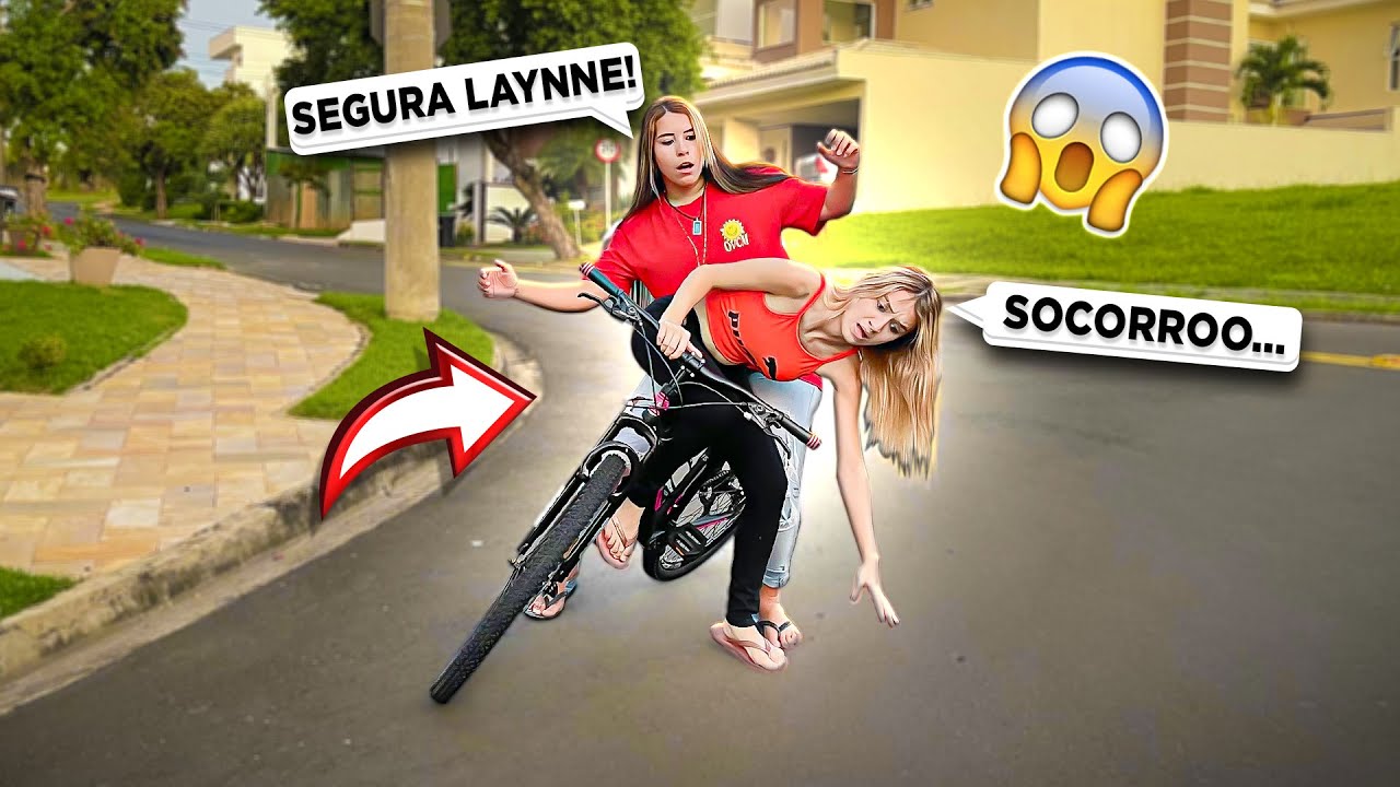 QUASE CAI DE BICICLETA COM A LAYNNE NO MEIO DA RUA! (Deu muito ruim)
